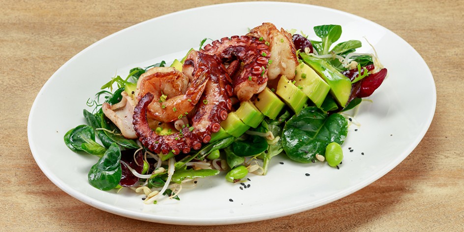 Mixed seafood with avocado