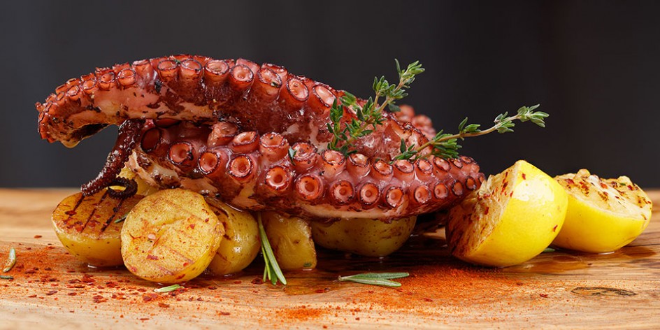 OCTOPUS WITH POTATOES