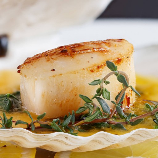 SCALLOP, FRIED<br>WITH SPINACH